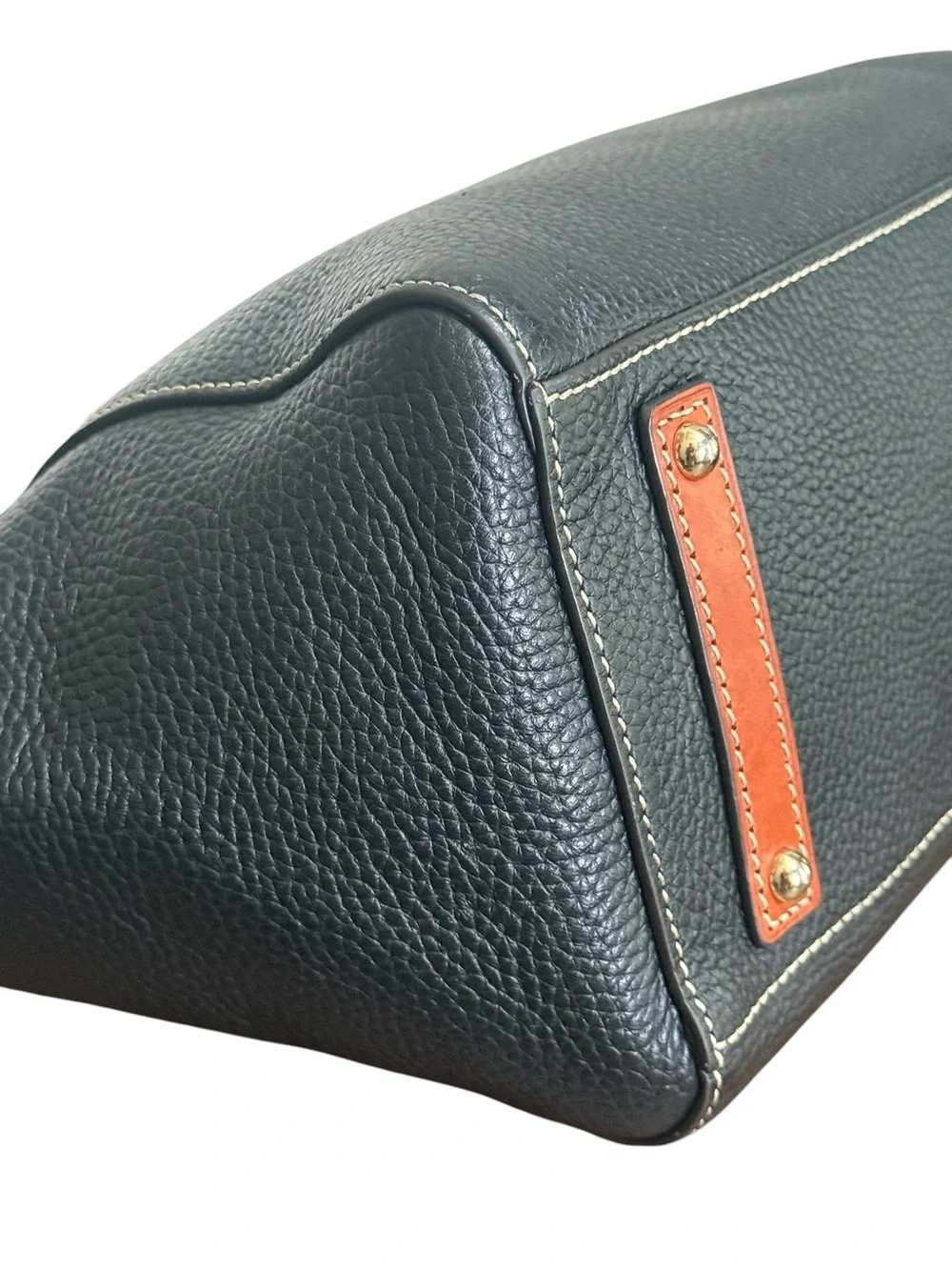 Dooney & Bourke classic dooney